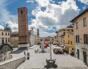 PIETRASANTA