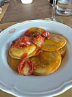 Osteria Del Tortellino food