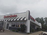 Steak 'n Shake outside