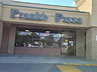 Frank's Pizza outside