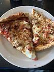 Minsky's Pizza food