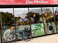 Tim Hortons outside