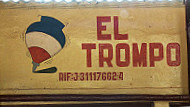 El Trompo inside