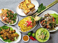 Kam Lung Thaifood food