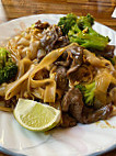 Bangkok Garden Noodle House food