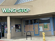 Wingstop outside