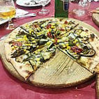 Pizzeria La Dea food