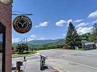 Snowbird Mountains Brewery inside