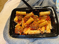 Ken's Pizza N Pasta food