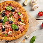 Pizzeria Mido food