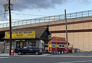 Randy The Hot Dog Guy outside