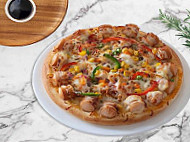 Family Pizza food