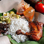 Nasi Kukus Ayam Dara Gadong food