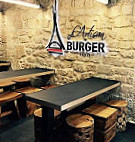 L'artisan Du Burger inside