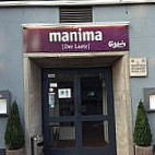 Manima - der Laote outside