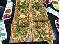 Has Konya Pizza, Etli Ekmek, Lahmacun food