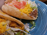 Henry's Puffy Tacos food