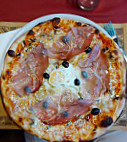 E Pizzeria Terni Est food