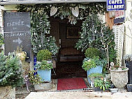 Bistrot Des Quat'zarts outside