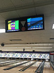 Park Ten Lanes inside