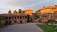 Dell'amorosa outside