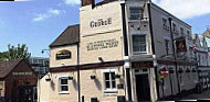 The George Inn outside