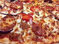 Mozzarelli's Pizzas food