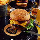 Rock Burger Milano food