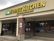 The Everest Kitchen outside