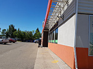 A&W outside