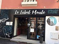 Le Label Moule inside