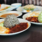 Salmah Kopitiam food