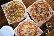 Mod Pizza food