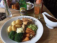 Old Thatch Tavern food