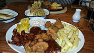 Wildwood Sizzling Pub Grill food