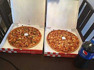 Jerrys Pizza food