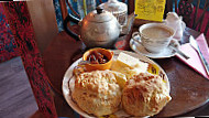 Reloved Tea Rooms food