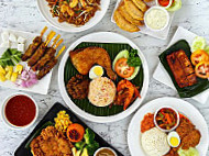 Madam Kwan's (mid Valley) food