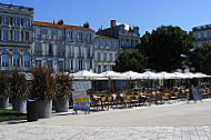 La Terraza Colbert inside