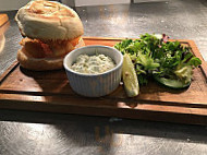 The Saracens Head food