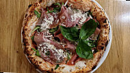 La Bottega Della Pizza food