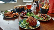 Elmbridge Arms food