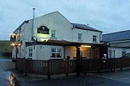 Black Bull Inn outside