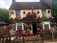 The Carpenters Arms outside