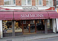 Simmons Bakers outside