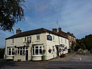 The George Inn outside