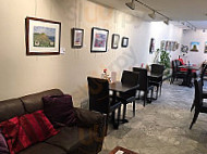 Art Cafe Bistro inside