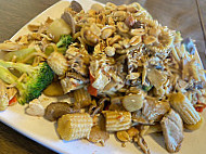 Li's Mongolian Bbq food