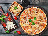 Uncle Pizza Pasta Grill food