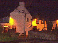 The Milton Inn outside